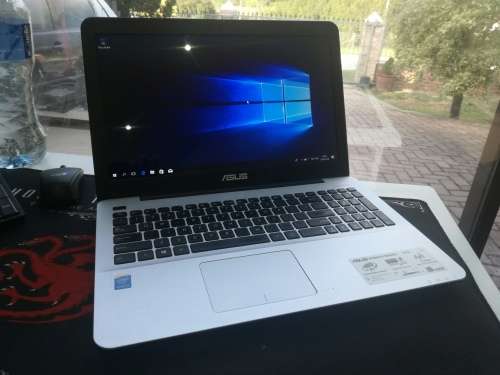 *Excellent Performer*ASUS X555L*i5-5200U*1000GB HDD*4GB DDR3*DVD*HD*SONICMASTER AUDIO*